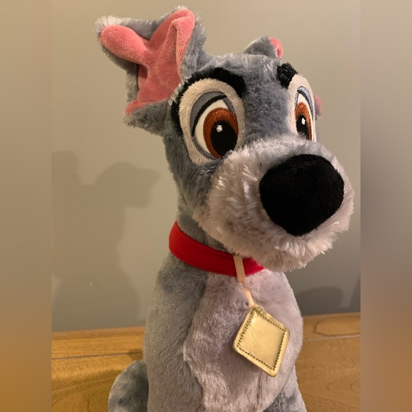 Disney Store “ Lady and the Tramp” Tramp Stuffed Animal, Like New Condition - Picture 8 of 16